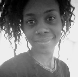 Meet your Posher, Denitra